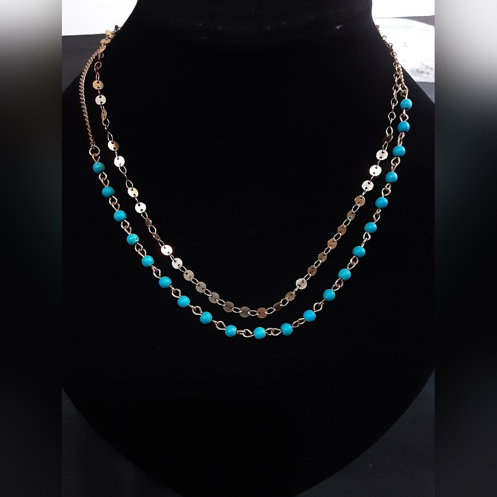 Elegant Gold and Turquoise Beaded Necklace J274